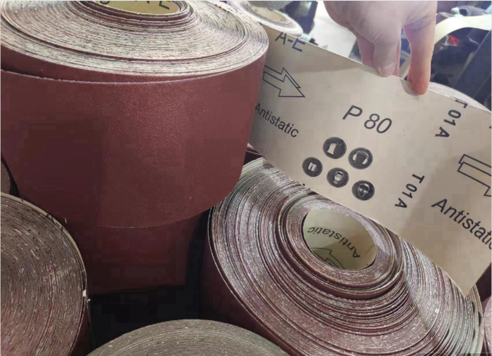 60 cuộn giấy nhám grit